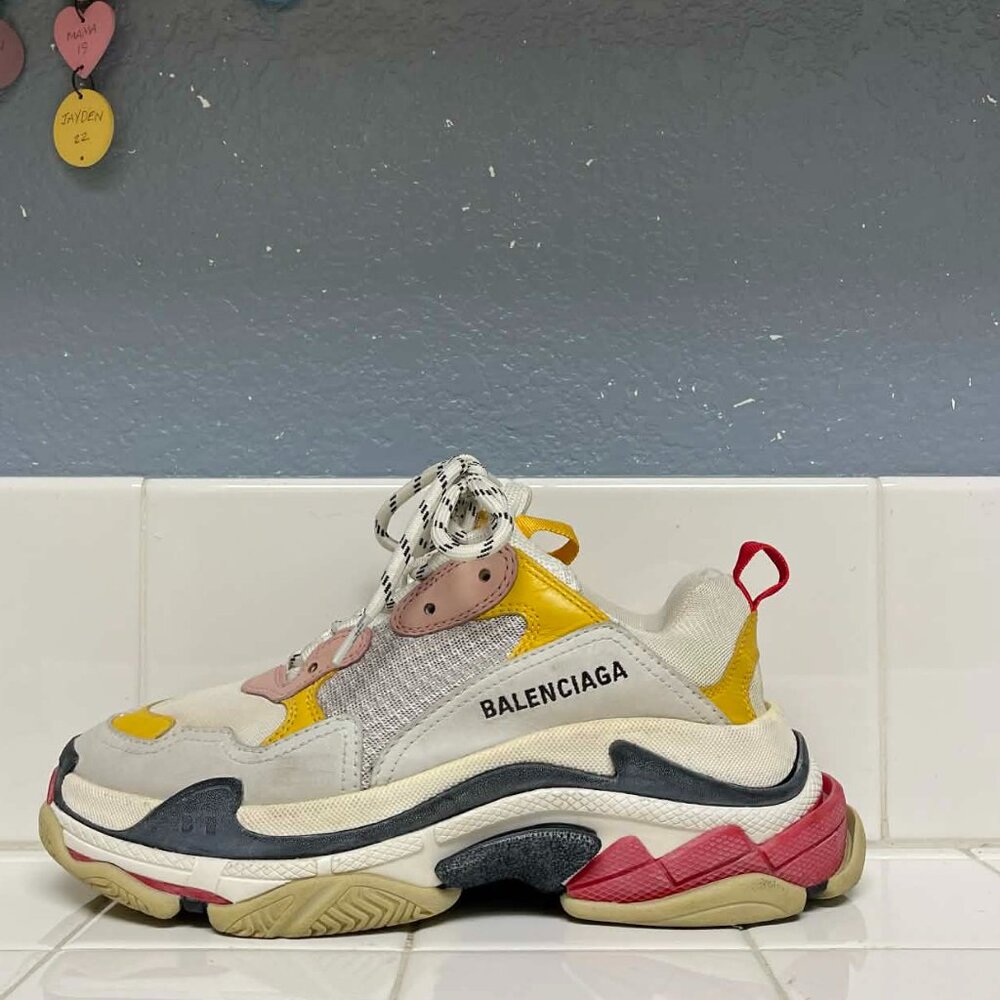 Balenciaga triple S sneakers - Picture 10 of 16